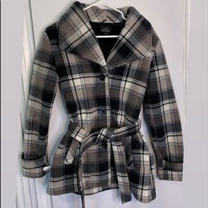 Plaid button up coat